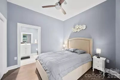 333 W Trade Street #500, Charlotte, NC 28202 - Photo 13