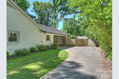 6610 Burlwood Road, Charlotte, NC 28211 - Photo 25