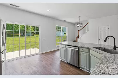 10410 Roundleaf Drive, Charlotte, NC 28213 - Photo 19