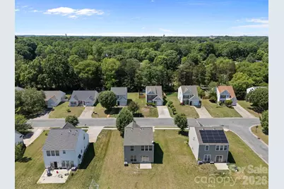 10410 Roundleaf Drive, Charlotte, NC 28213 - Photo 3