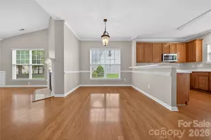 1389 Millbank Dr, Matthews, NC 28104 - Photo 5
