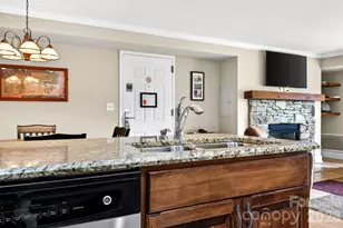 404 Bowling Park Rd, Asheville, NC 28803 - Photo 17