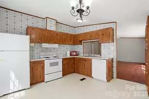 134 Knight N Gail Dr, Mooresville, NC 28115 - Photo 7