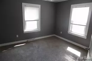 4749 Crowders Crest Dr, Gastonia, NC 28052 - Photo 5