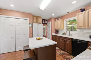 5 Sunny Ridge Dr, Asheville, NC 28804 - Photo 9