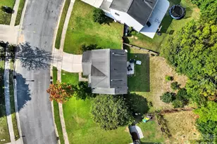 10541 Haddington Dr NW, Charlotte, NC 28269 - Photo 3