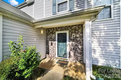 10541 Haddington Drive NW, Charlotte, NC 28269 - Photo 7