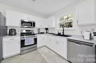 10541 Haddington Dr NW, Charlotte, NC 28269 - Photo 15