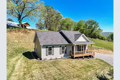 373 Barefoot Ridge, Clyde, NC 28721 - Photo 3