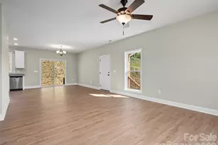 373 Barefoot Rdg, Clyde, NC 28721 - Photo 11