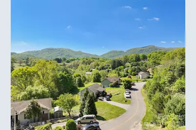 373 Barefoot Ridge, Clyde, NC 28721 - Photo 7
