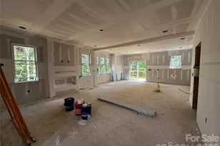 3821 54th Ave NE, Hickory, NC 28601 - Photo 5