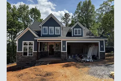 3821 54th Avenue NE, Hickory, NC 28601 - Photo 1