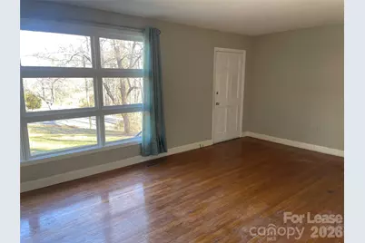 634 23rd Avenue NE, Hickory, NC 28601 - Photo 3