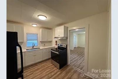 1907 E Elm Street, Gastonia, NC 28054 - Photo 5