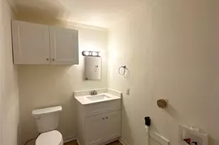 1907 E Elm St, Gastonia, NC 28054 - Photo 9