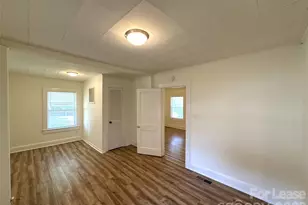 1907 E Elm St, Gastonia, NC 28054 - Photo 3