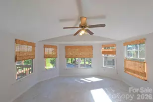 132 Serenity Cir, Hendersonville, NC 28792 - Photo 5