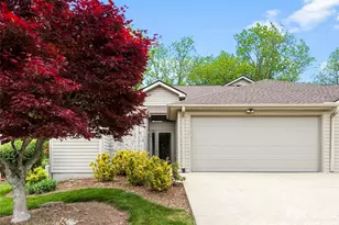 29 Tisha Ln, Hendersonville, NC 28739 - Photo 1