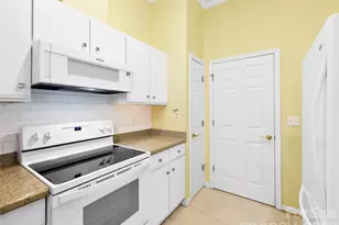 29 Tisha Ln, Hendersonville, NC 28739 - Photo 7