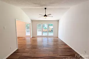 13622 Tynecastle Ln, Matthews, NC 28105 - Photo 7