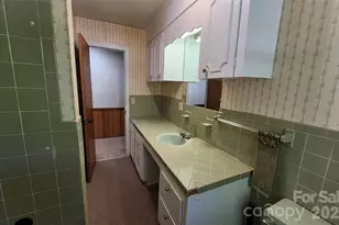 113 Kings Dr, Forest City, NC 28043 - Photo 21