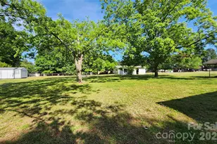 113 Kings Dr, Forest City, NC 28043 - Photo 31
