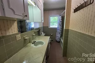 113 Kings Dr, Forest City, NC 28043 - Photo 19