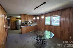 113 Kings Dr, Forest City, NC 28043 - Photo 9