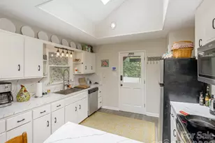 411 Patton Mountain Rd, Asheville, NC 28804 - Photo 11