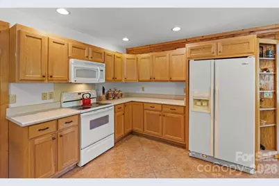 3341 Peniel Road, Tryon, NC 28782 - Photo 15
