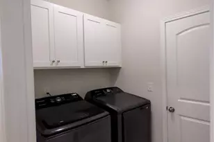3206 Cheyney Park Dr, Charlotte, NC 28269 - Photo 21