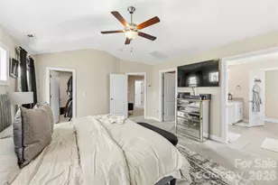 9527 Spurwig Ct, Charlotte, NC 28278 - Photo 19