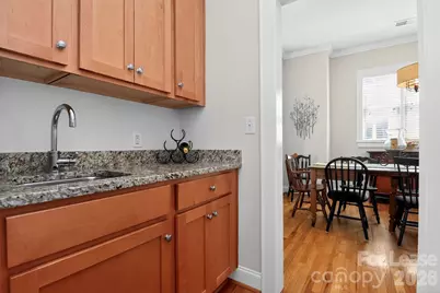 2248 Lyndhurst Avenue, Charlotte, NC 28203 - Photo 11