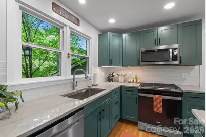 343 Oakview Park Road, Asheville, NC 28803 - Photo 13