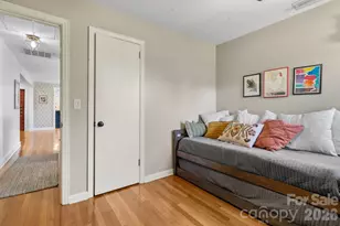 343 Oakview Park Rd, Asheville, NC 28803 - Photo 27