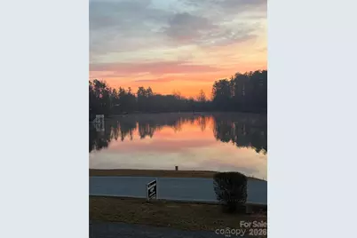 139 Oscelake Way, Hendersonville, NC 28739 - Photo 1