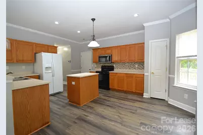 5842 Shining Oak Lane, Charlotte, NC 28269 - Photo 11