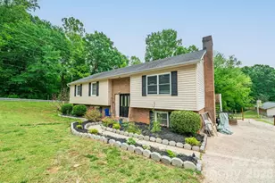 501 Old Farm Rd, Statesville, NC 28625 - Photo 1