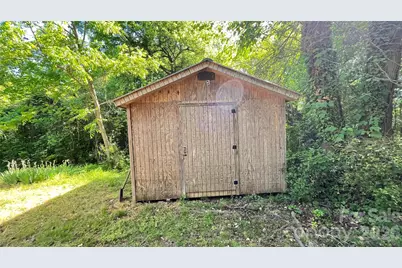 205 Sunrise Avenue, Mount Gilead, NC 27306 - Photo 5