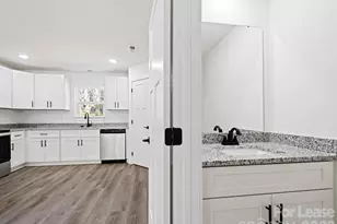 2753 34th St Pl NE, Hickory, NC 28601 - Photo 11