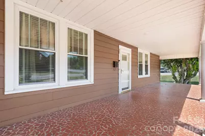 207 W Main Street, Maiden, NC 28650 - Photo 3