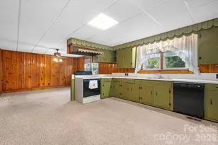 207 W Main St, Maiden, NC 28650 - Photo 13