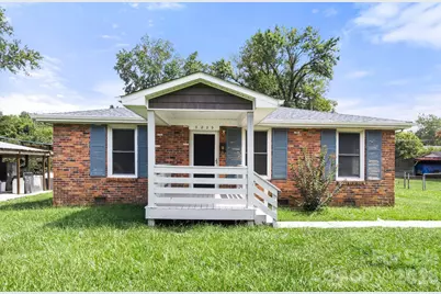 3829 Stonehaven Drive, Charlotte, NC 28215 - Photo 1