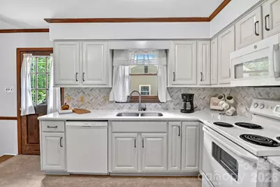 6111 Patrick Place, Charlotte, NC 28210 - Photo 13
