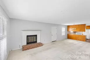 701 Jerilyn Dr, Charlotte, NC 28212 - Photo 3
