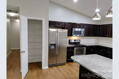 3400 New Hampshire Drive, Charlotte, NC 28227 - Photo 7