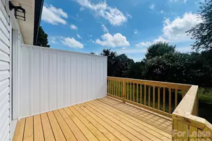 519 N 1st Ave, Maiden, NC 28650 - Photo 9