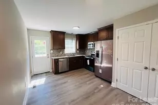 519 N 1st Ave, Maiden, NC 28650 - Photo 5