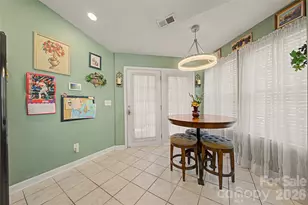 1110 Newfound Hollow Dr, Charlotte, NC 28214 - Photo 25